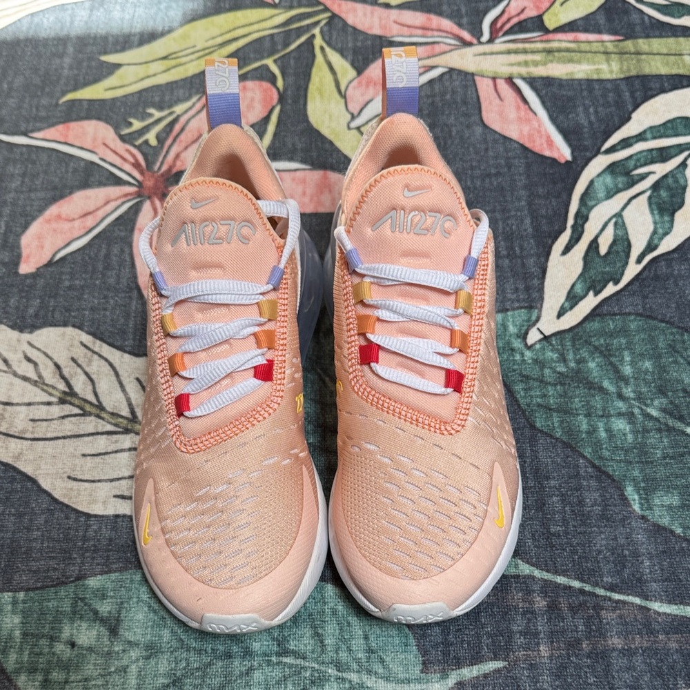 Nike Womens Air Max 270 Coral Sneakers